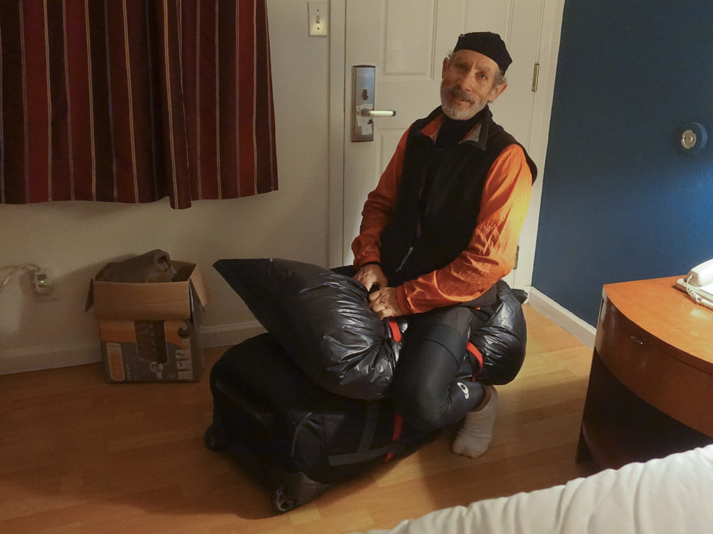 2016-06-05__Tom-lashing-Monster-Bag__5-10AM